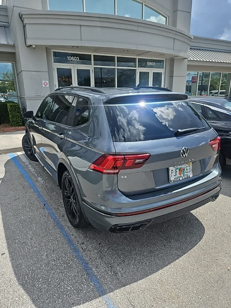 Thumbnail: 2022 Volkswagen Tiguan - 6
