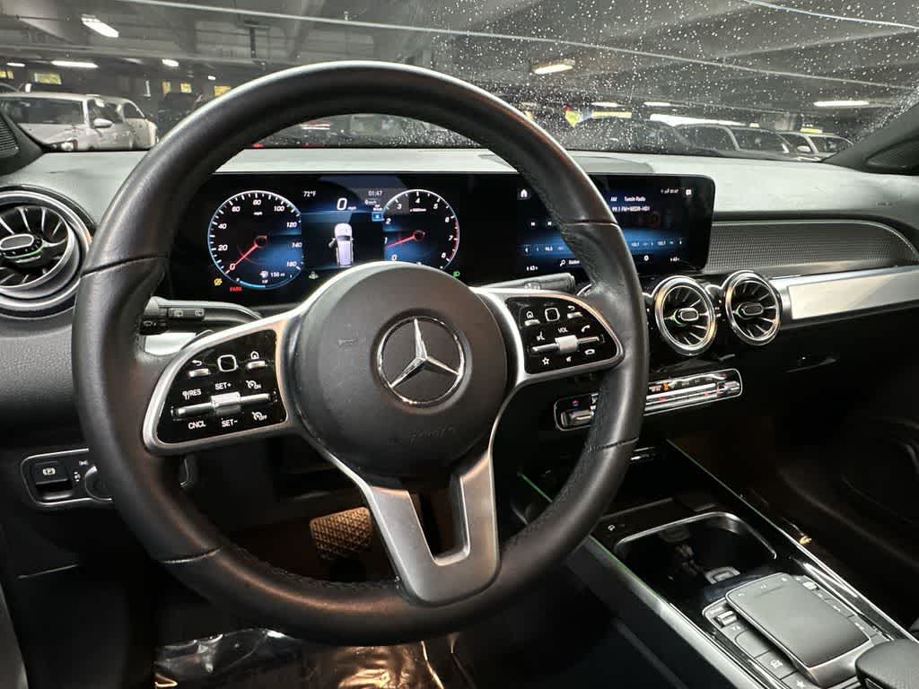 Thumbnail: 2023 Mercedes-Benz GLB - 13
