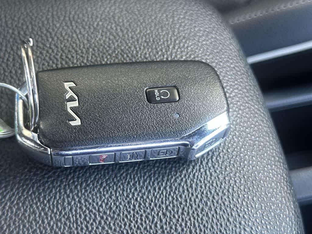 Thumbnail: 2023 Kia Forte - 28