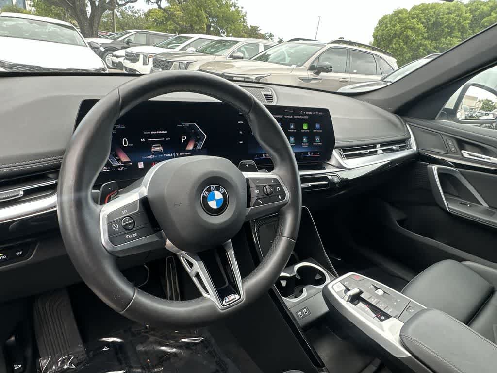 Thumbnail: 2025 BMW X1 - 20