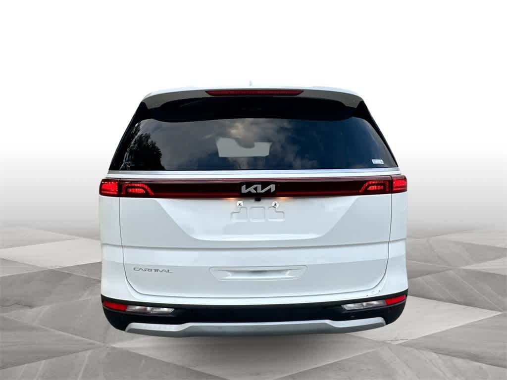 Thumbnail: 2023 Kia Carnival - 7