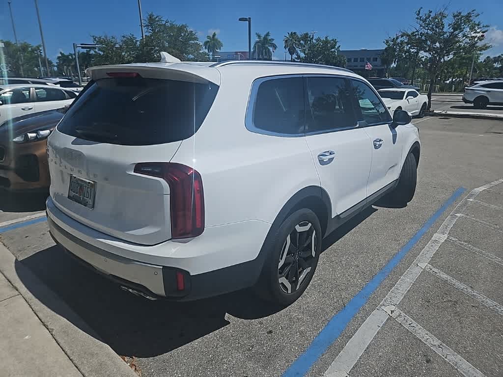 Thumbnail: 2023 Kia Telluride - 11