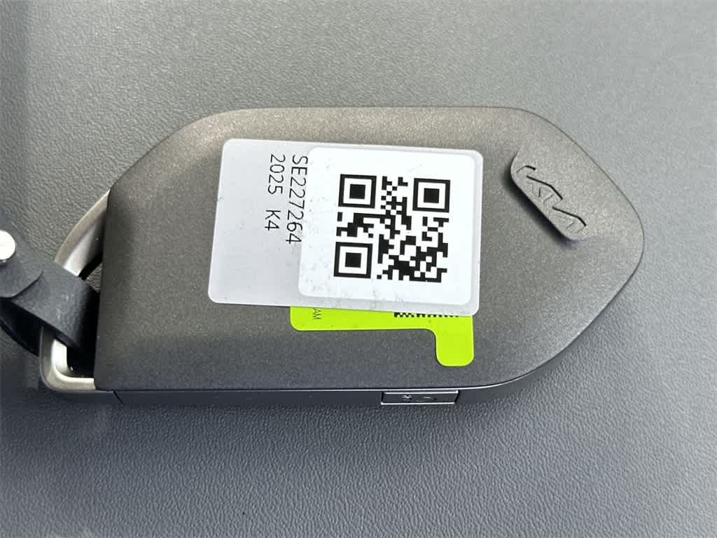 Thumbnail: 2025 Kia K4 - 28