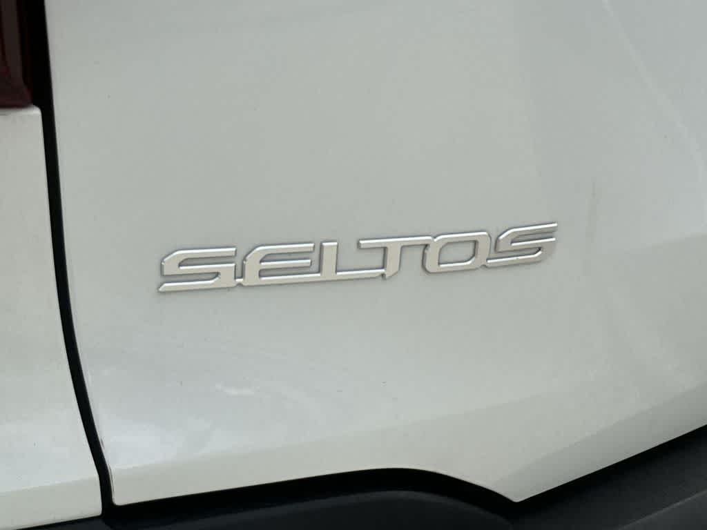 Thumbnail: 2024 Kia Seltos - 11