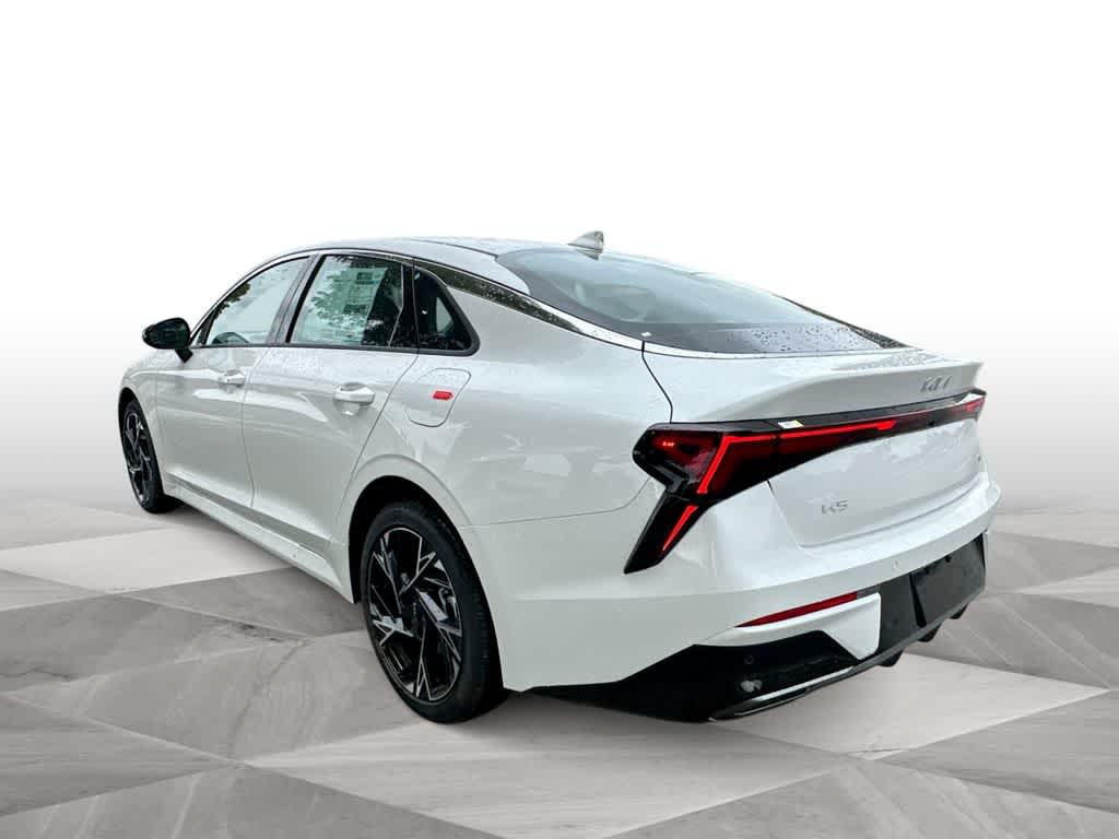 Thumbnail: 2026 Kia K5 - 6