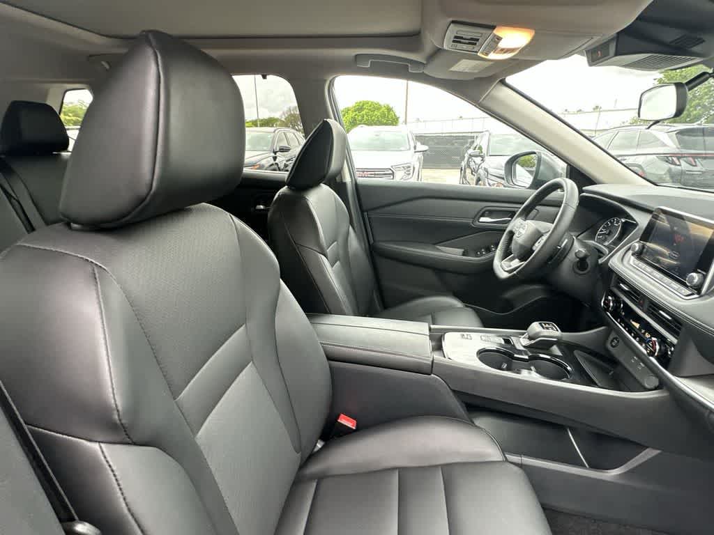 Thumbnail: 2025 Nissan Rogue - 27
