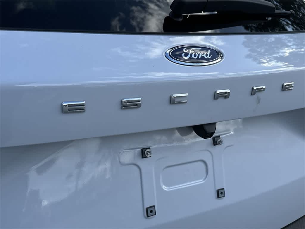 Thumbnail: 2025 Ford Escape - 10