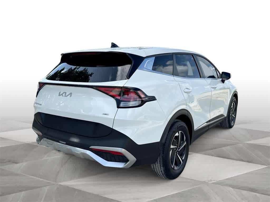 2023 Kia Sportage LX 8