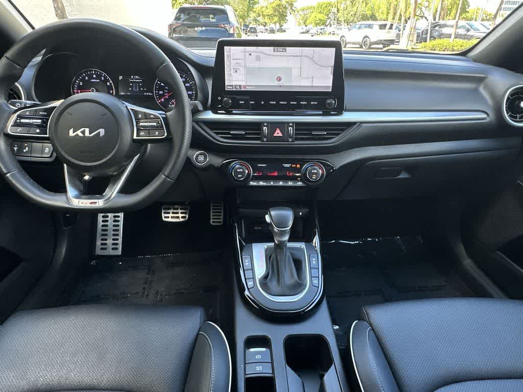 Thumbnail: 2023 Kia Forte - 24