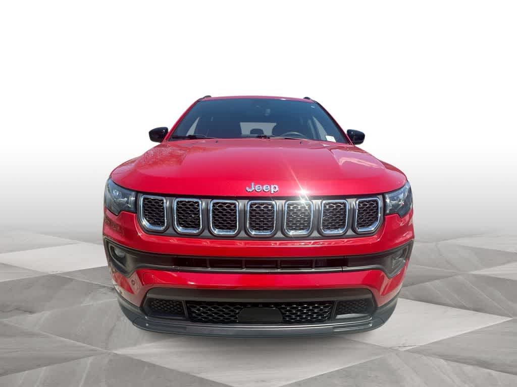Thumbnail: 2023 Jeep Compass - 3
