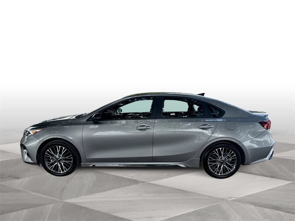 Thumbnail: 2024 Kia Forte - 5