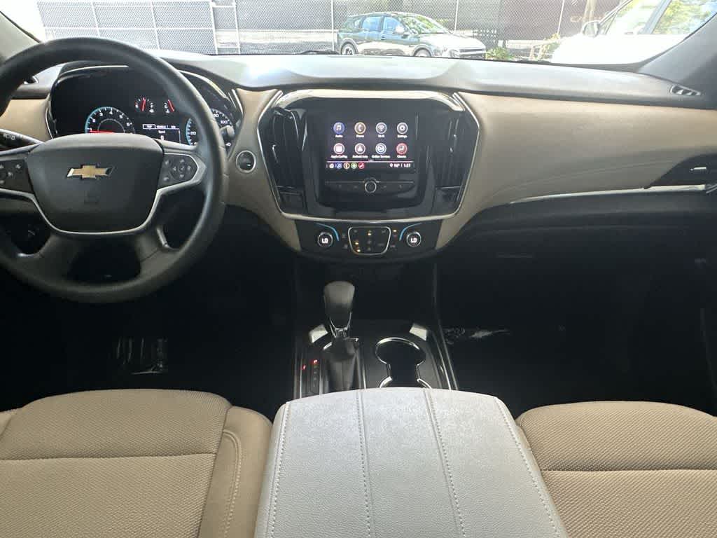 Thumbnail: 2023 Chevrolet Traverse - 24