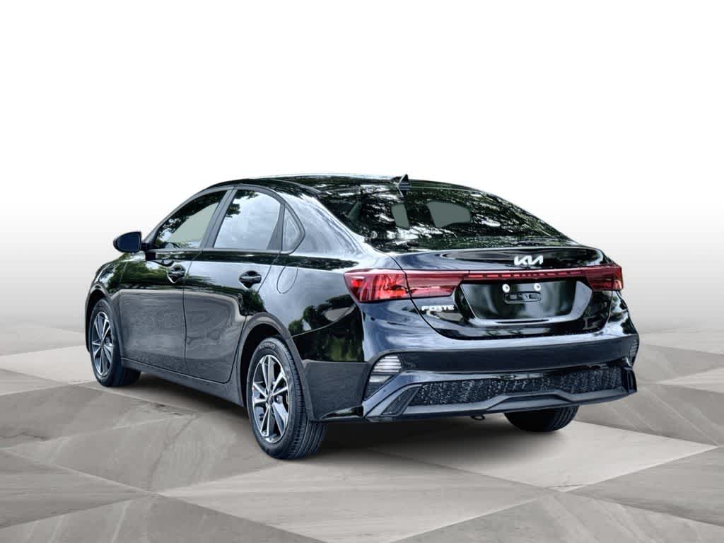 Thumbnail: 2024 Kia Forte - 6