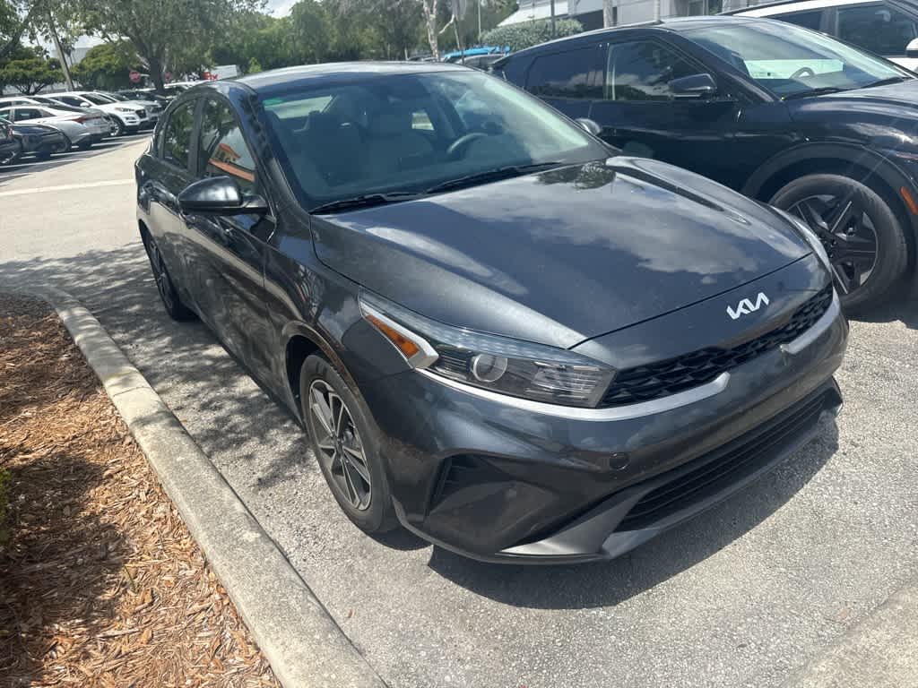 Thumbnail: 2023 Kia Forte - 5