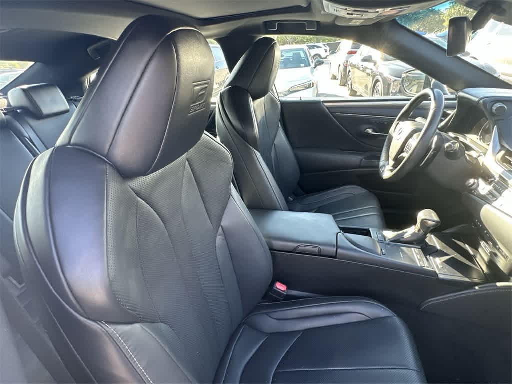 Thumbnail: 2021 Lexus ES - 27