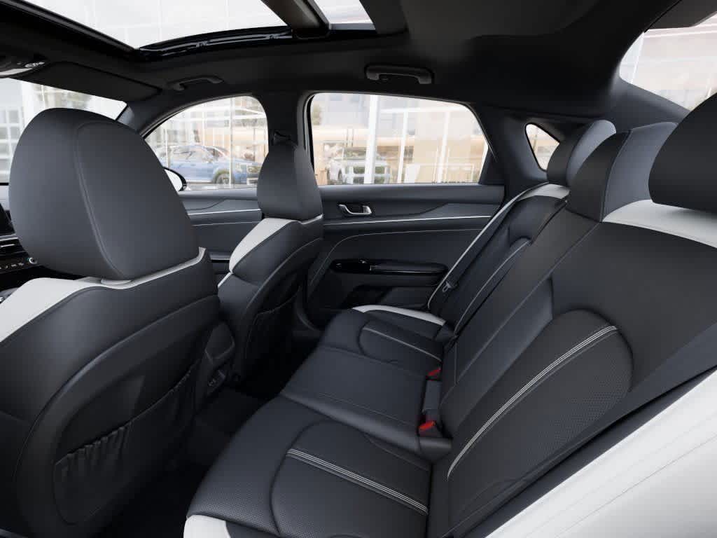 Thumbnail: 2026 Kia K5 - 18