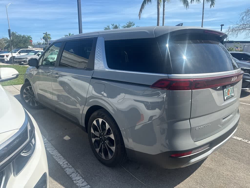 Thumbnail: 2024 Kia Carnival - 4