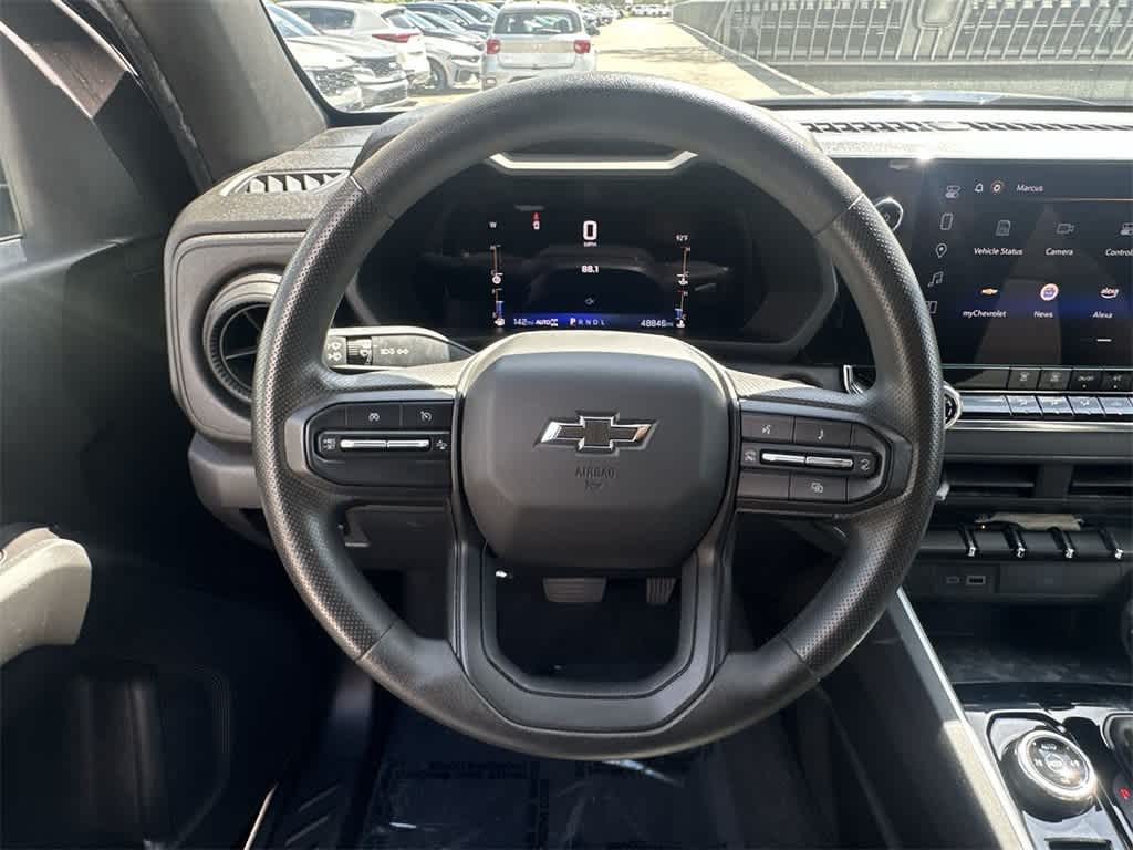 Thumbnail: 2023 Chevrolet Colorado - 15