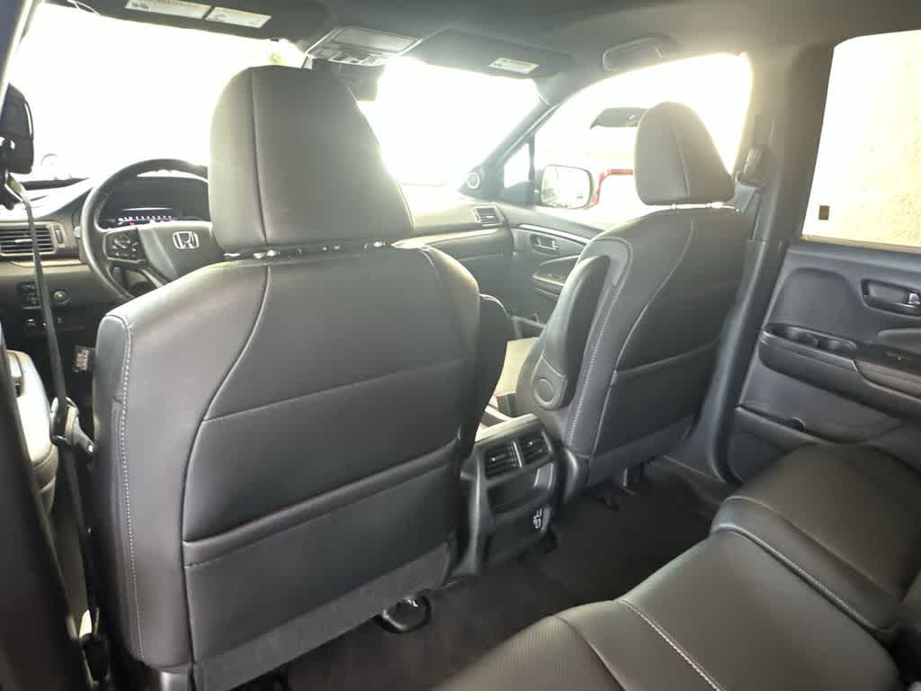 Thumbnail: 2023 Honda Passport - 23