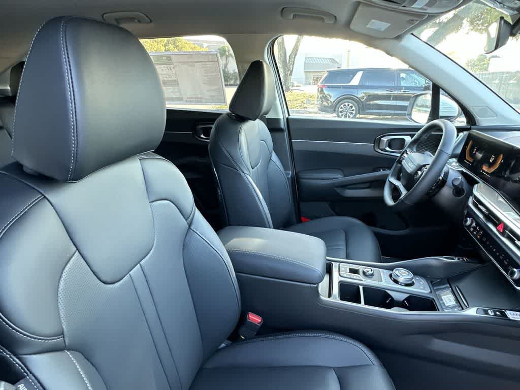 Thumbnail: 2026 Kia Sorento - 28