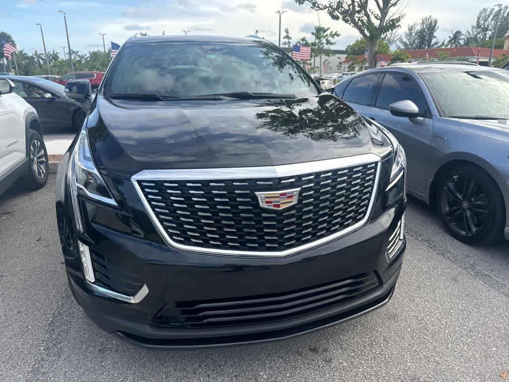 Thumbnail: 2023 Cadillac XT5 - 9