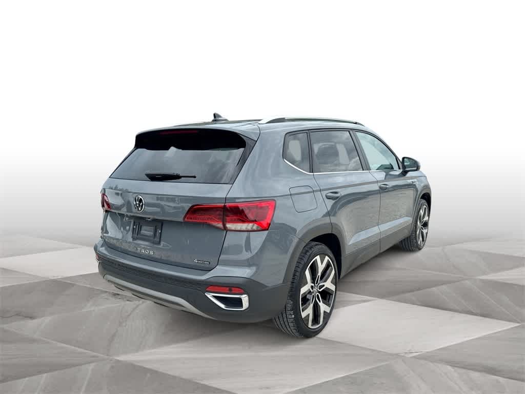 Thumbnail: 2023 Volkswagen Taos - 8
