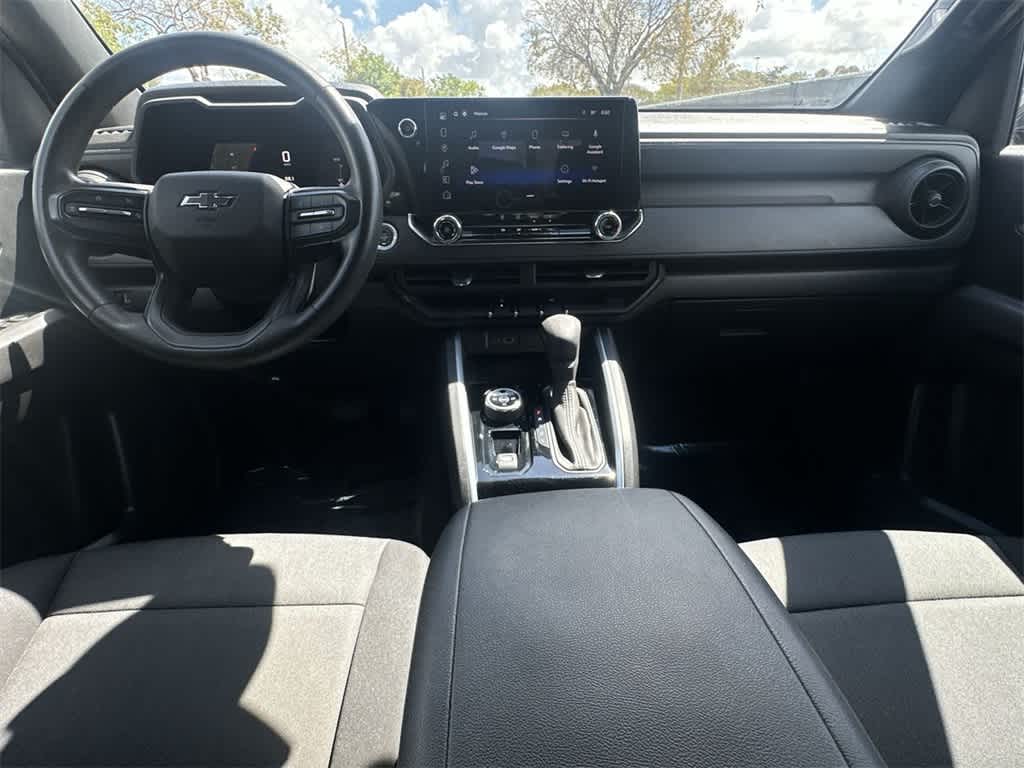 Thumbnail: 2023 Chevrolet Colorado - 24