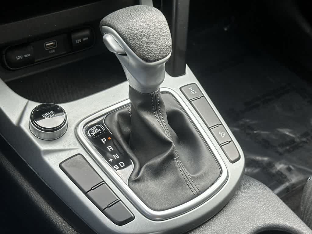 Thumbnail: 2024 Kia Seltos - 21