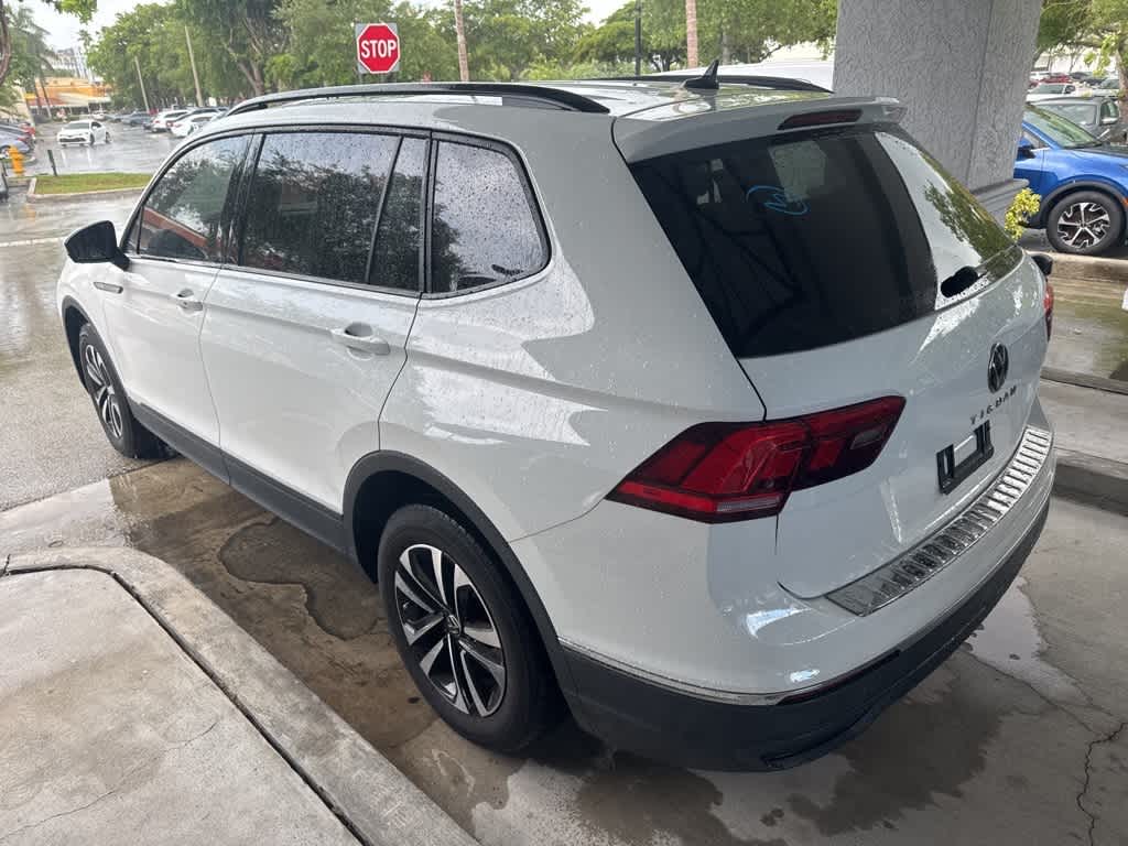 Thumbnail: 2023 Volkswagen Tiguan - 11