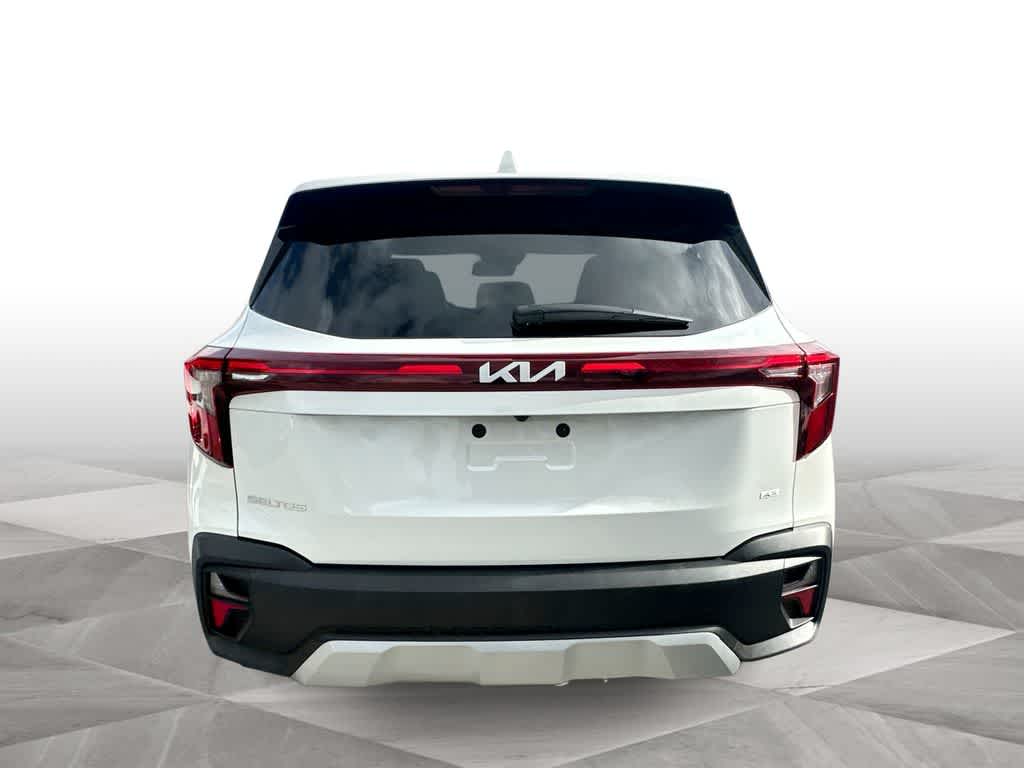 Thumbnail: 2024 Kia Seltos - 7