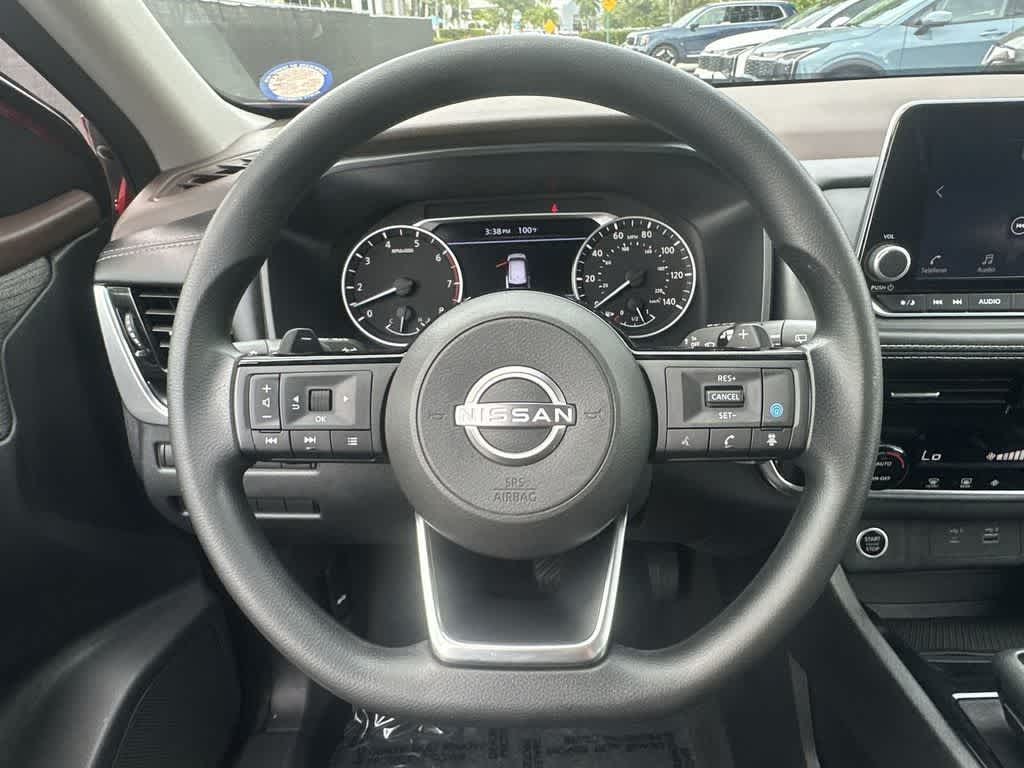 Thumbnail: 2023 Nissan Rogue - 15