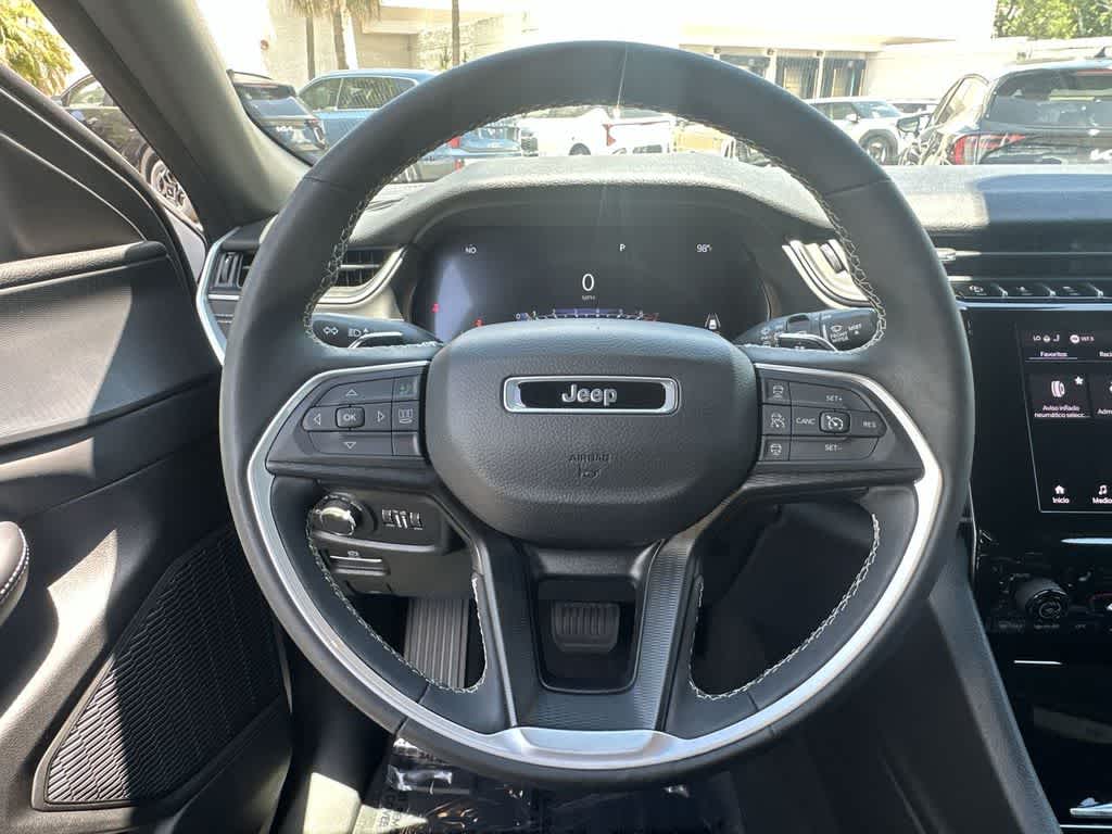 Thumbnail: 2024 Jeep Grand Cherokee L - 22