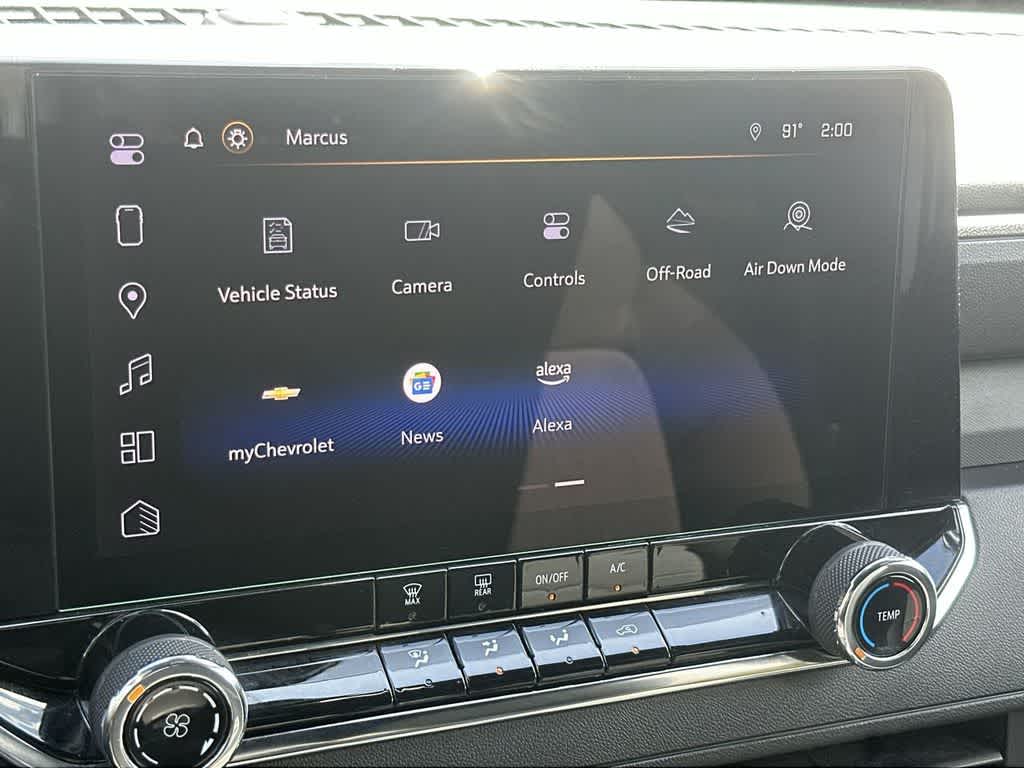 Thumbnail: 2023 Chevrolet Colorado - 18