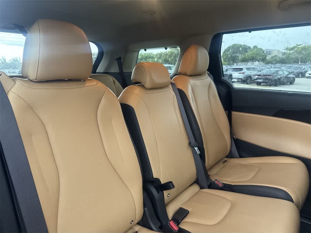 Thumbnail: 2024 Kia Carnival - 27