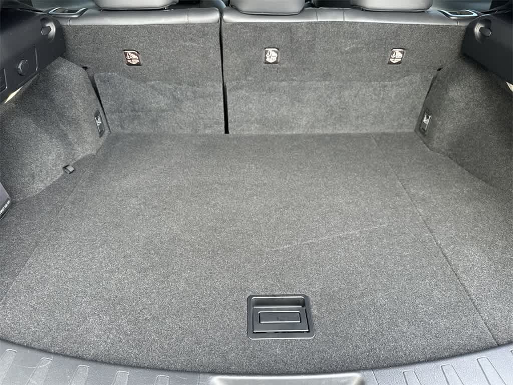 Thumbnail: 2023 Lexus UX - 25