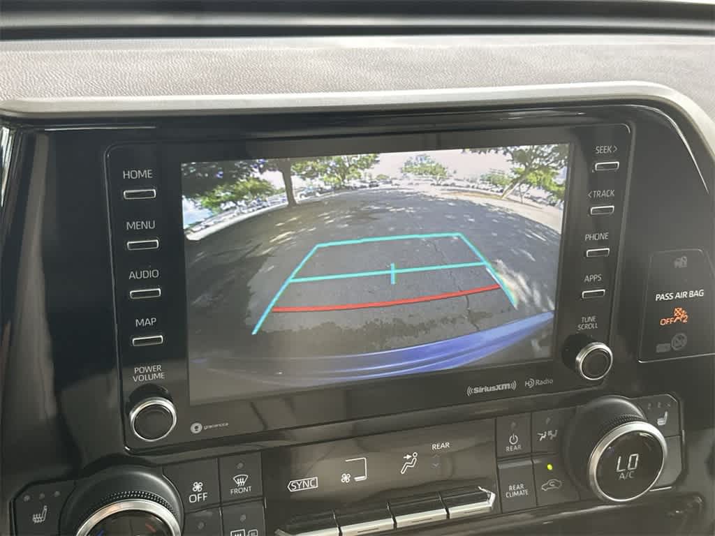 Thumbnail: 2022 Toyota Highlander - 19