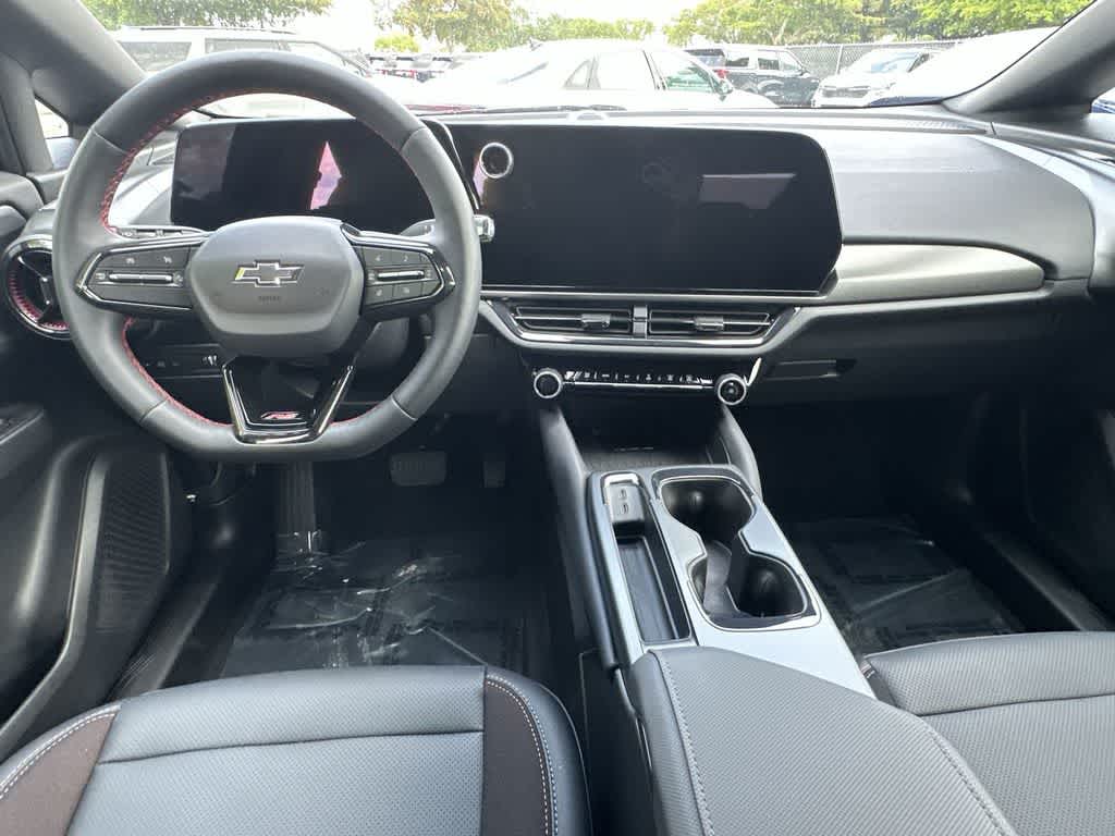 Thumbnail: 2026 Chevrolet Equinox - 17