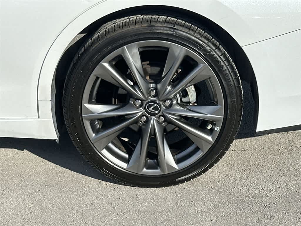 Thumbnail: 2021 Lexus ES - 11