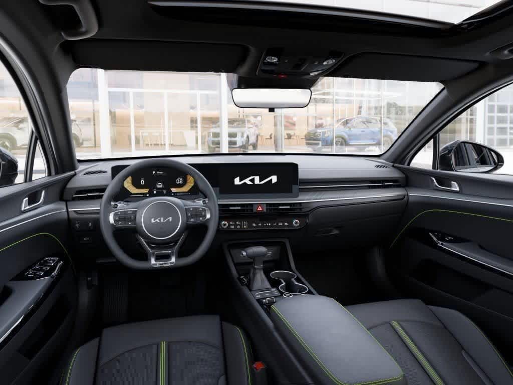 Thumbnail: 2026 Kia K5 - 14