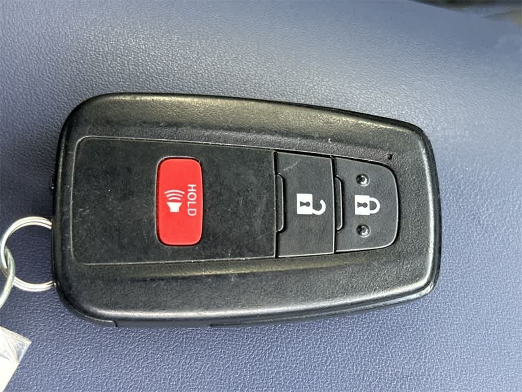 Thumbnail: 2021 Toyota C-HR - 28