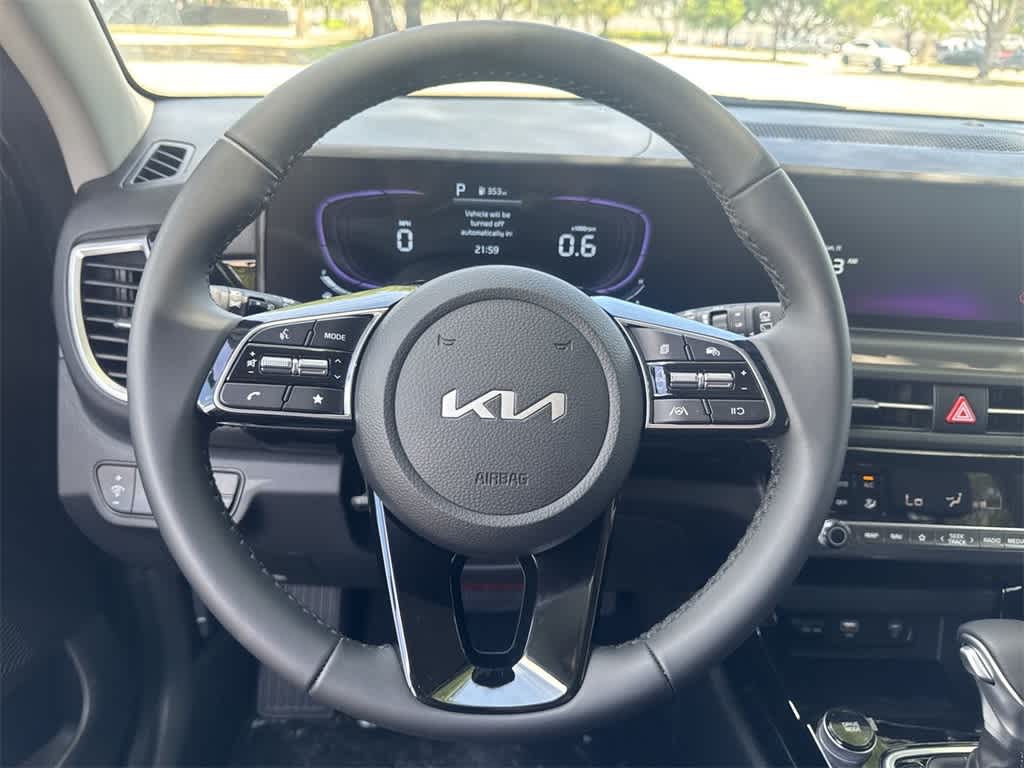 2025 Kia Seltos S 15