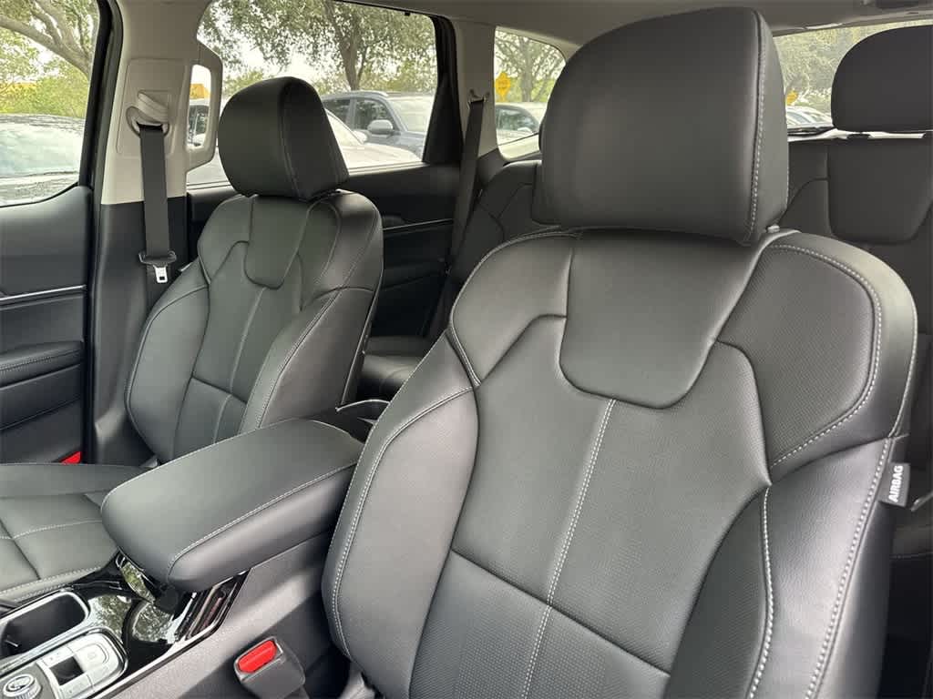 Thumbnail: 2025 Kia Telluride - 14