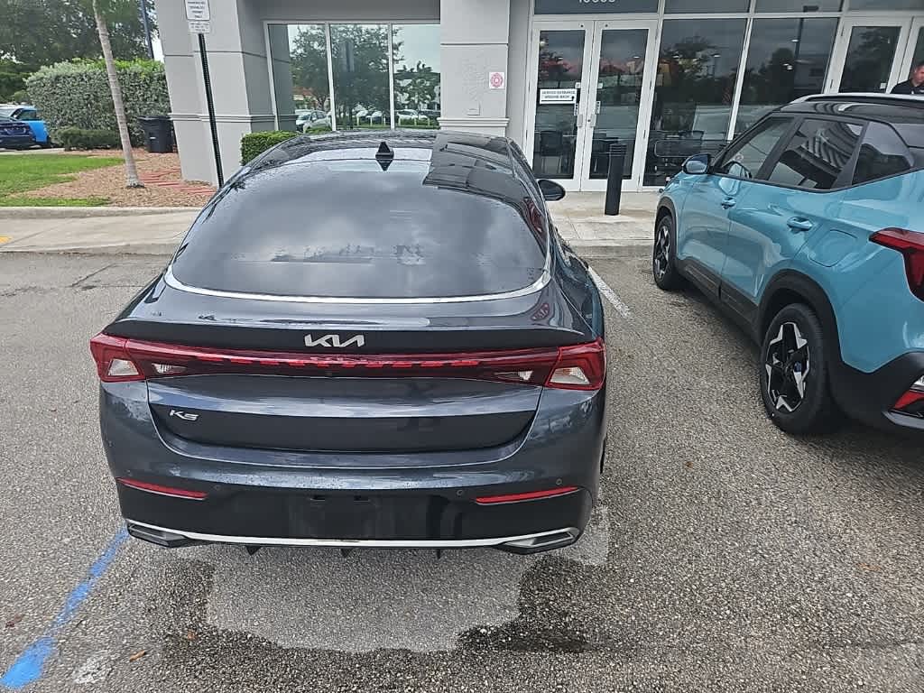 Thumbnail: 2022 Kia K5 - 17