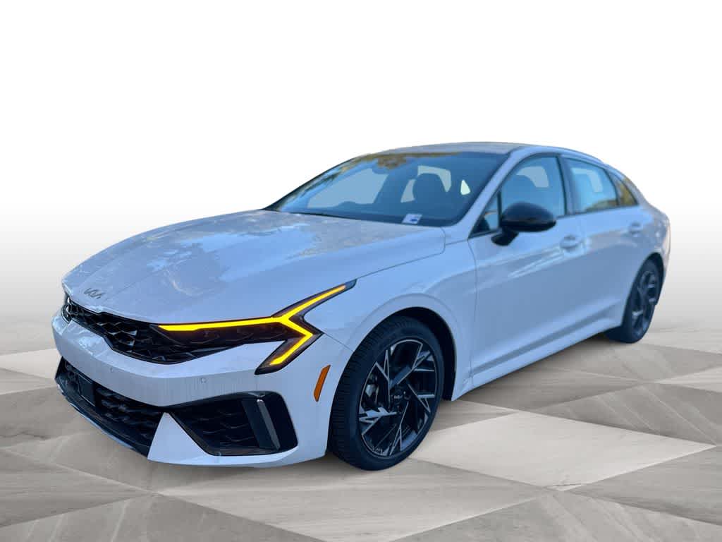 Thumbnail: 2025 Kia K5 - 1