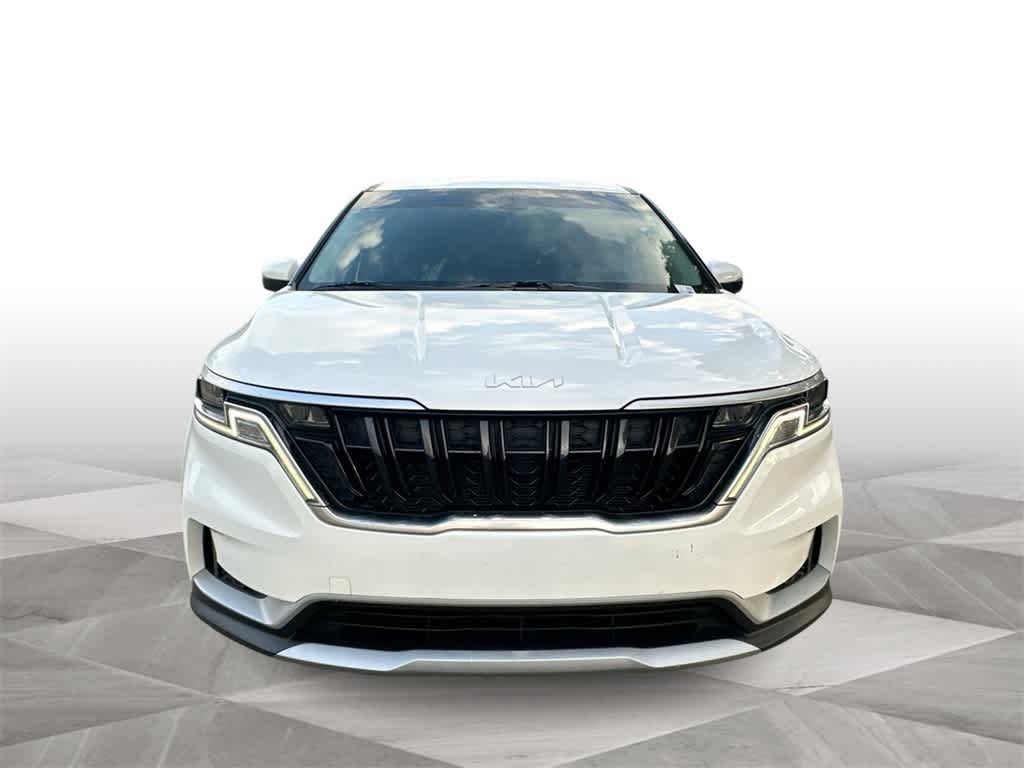 Thumbnail: 2023 Kia Carnival - 3