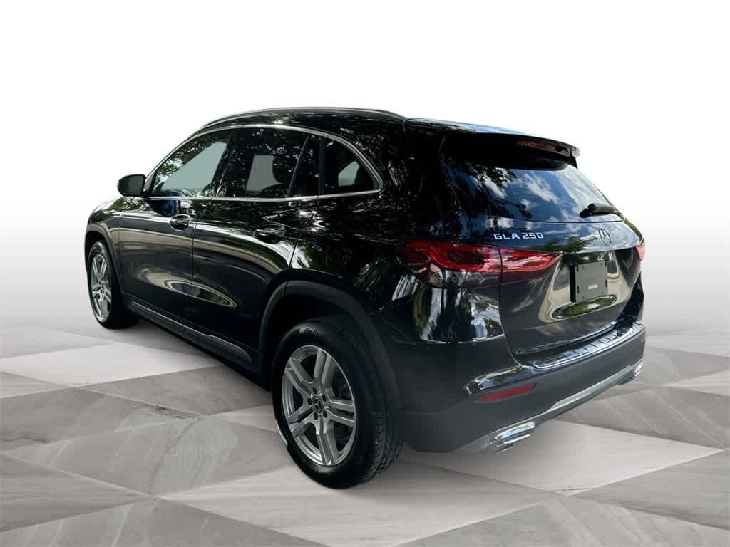 Thumbnail: 2023 Mercedes-Benz GLA - 6