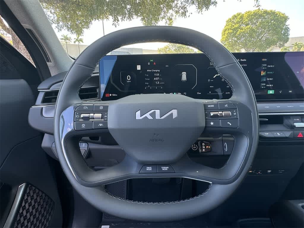 Thumbnail: 2026 Kia EV9 - 15