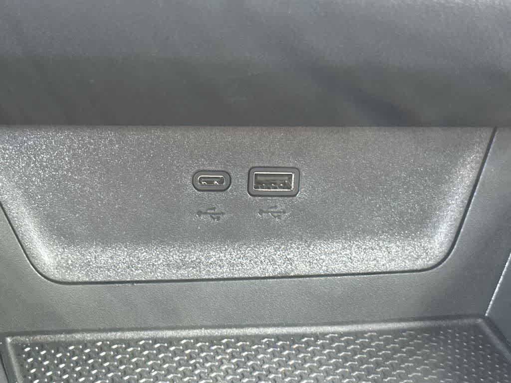 Thumbnail: 2026 Chevrolet Equinox - 17