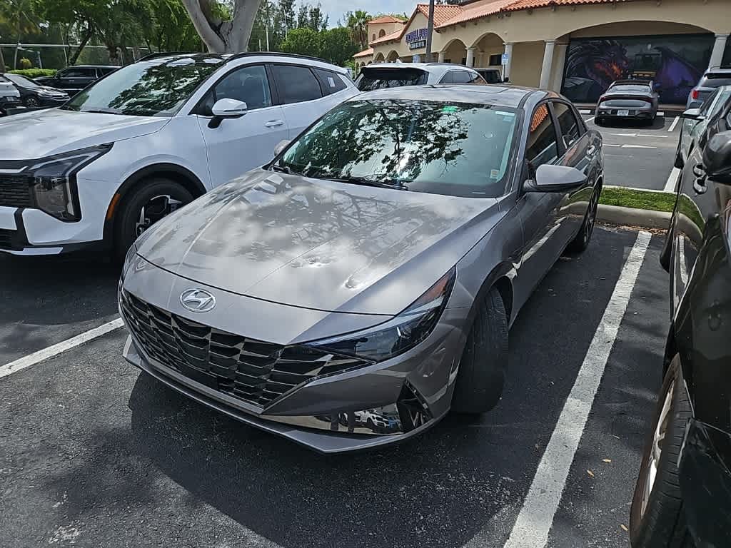 Thumbnail: 2023 Hyundai Elantra - 5