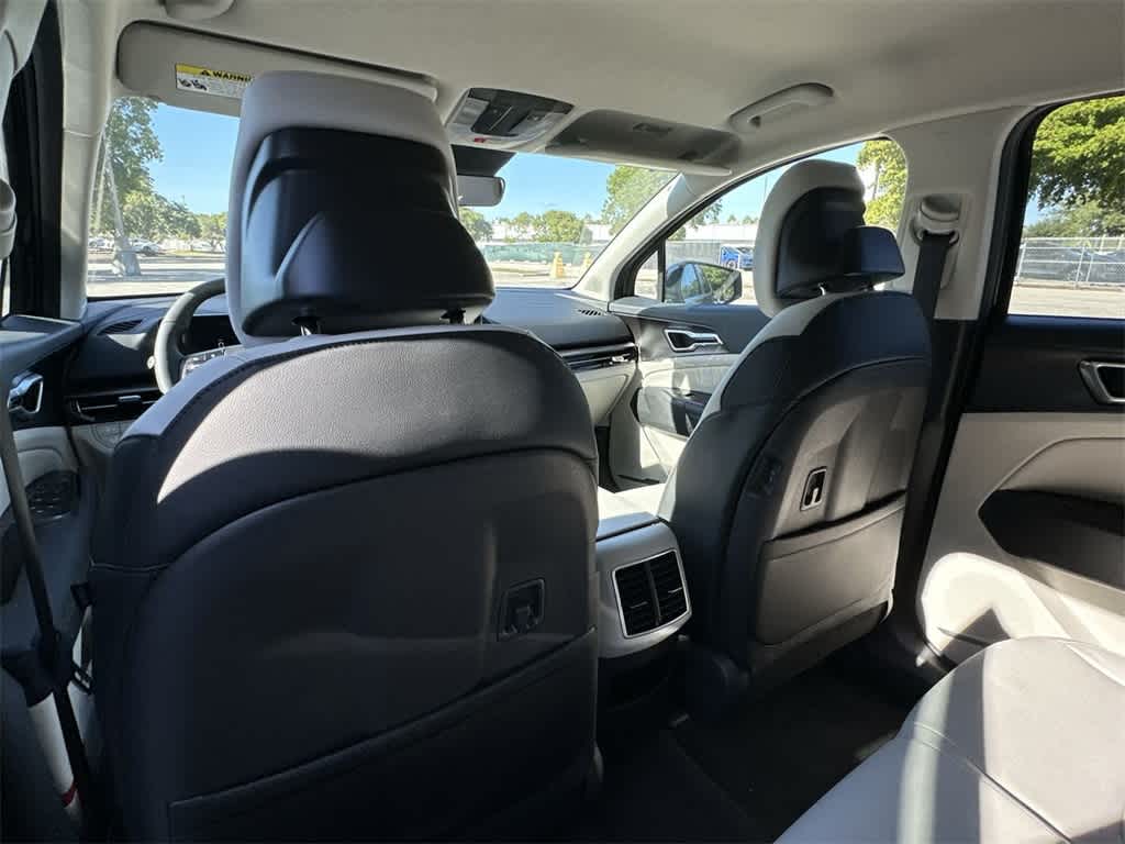 Thumbnail: 2026 Kia Sportage - 23